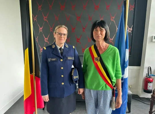 Korpschef Eveline Van Outryve en burgemeester Ingrid Holemans