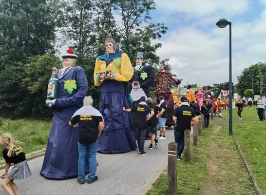 24 Vlaams-Brabantse reuzen trekken door Zaventem