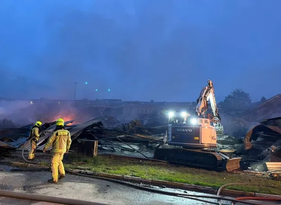 De brandweer had de handen vol met een brand op Brucargo in Machelen