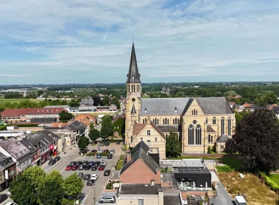 De Sint-Gaugericuskerk in Pamel 