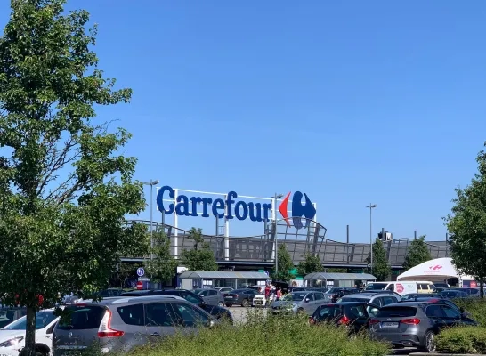 Vooral de parking van de Carrefour in Drogenbos is het werkterrein van de dieven