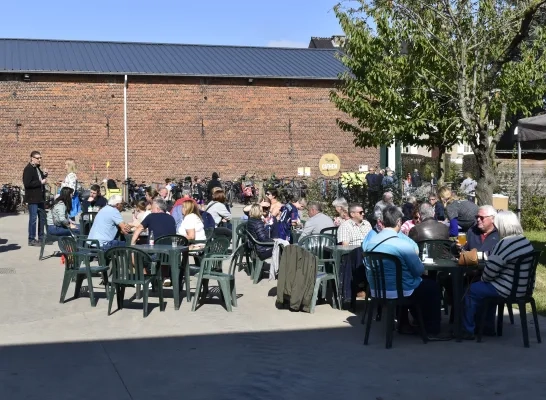 Hof te Kattem in Borchtlombeek opent boerderij voor Dag van de Landbouw