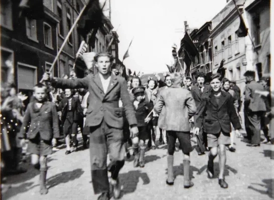 Tijdens de boeiende tentoonstelling komen de leerlingen te weten hoe het was om in Londerzeel te wonen tijdens de oorlogsjaren