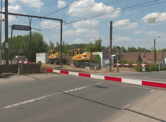 overweg_station_dilbeek.png