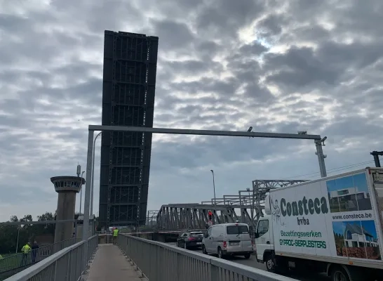 aanvaringbrug.jpg