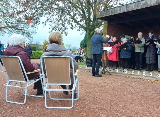 Troostconcert Reveil op kerkhof Vilvoorde