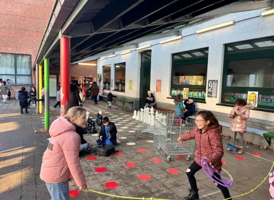 Gemeente Grimbergen ondersteunt basisscholen met bijna 100.000 euro: “Voor- en naschoolse opvang versterken” Gemeente Grimbergen ondersteunt basisscholen met bijna 100.000 euro: “Voor- en naschoolse opvang versterken”