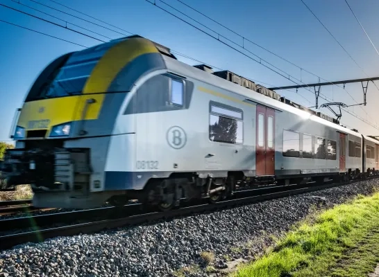 Nieuw fase werken Leonardkruispunt: NMBS verhoogt treincapaciteit tussen Hoeilaart en Brussel tijdens de piekuren