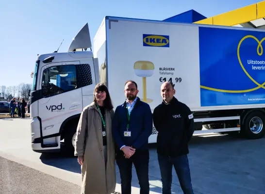 De eerste elektrische Volvo-trucks bij Ikea Zaventem