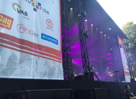 marktrock3.jpg