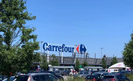 Vooral de parking van de Carrefour in Drogenbos is het werkterrein van de dieven