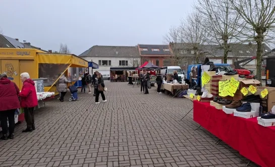 Meerderheid draait beslissing vorig bestuur effectief terug: “Wekelijkse donderdagmarkt blijft doorgaan op Marktplein 