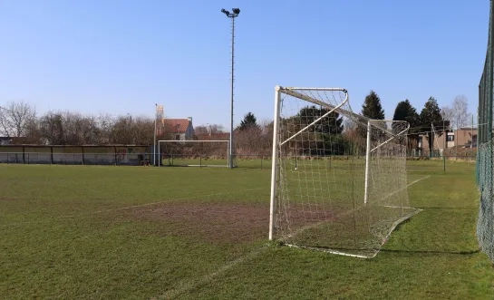 Het voetbalveld van VK Berg-Op