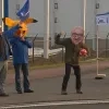 protest_wet_peeters_2.jpg